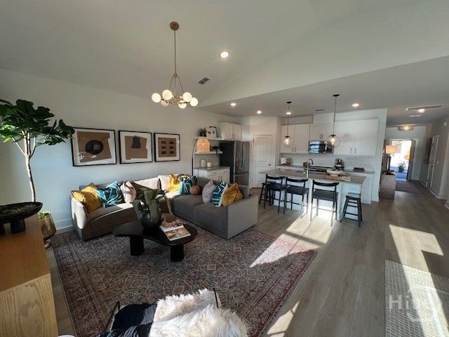 305 Kingswood Circle, Savannah, GA 31302