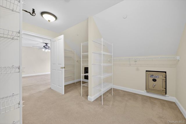 7 Farm Hollow Road, New Windsor, NY 12553