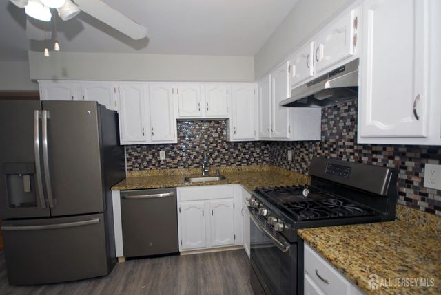 1 Orchid Court, Sayreville, NJ 08872