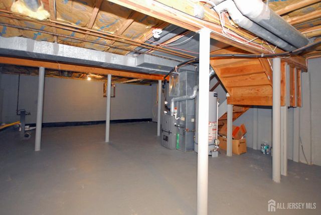1 Orchid Court, Sayreville, NJ 08872