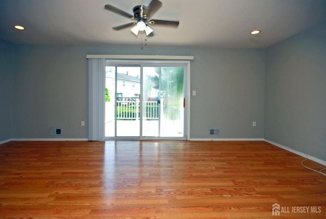 1 Orchid Court, Sayreville, NJ 08872