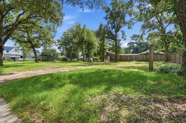 6235 Queenswood Lane, Houston, TX 77008