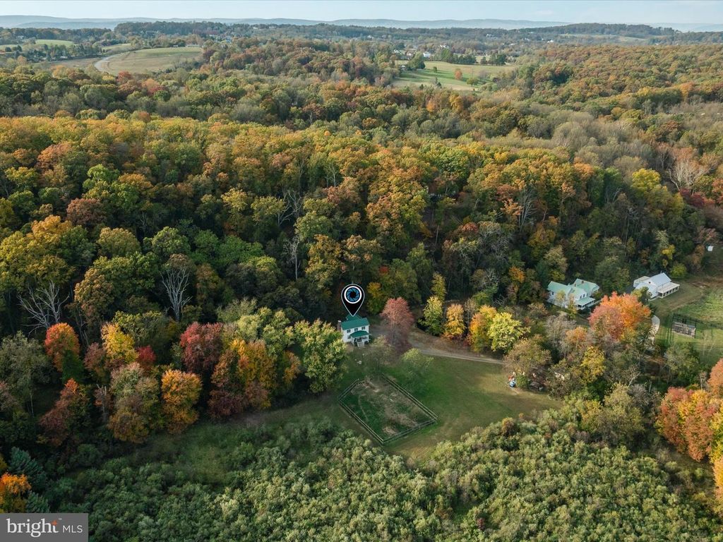 17551 OLD WATERFORD RD, Leesburg, VA 20176