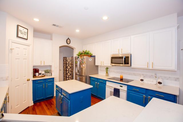 8335 Richmond Court, Irving, TX 75063