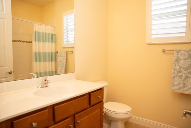 1080 Southlakes Way SW, Vero Beach, FL 32968