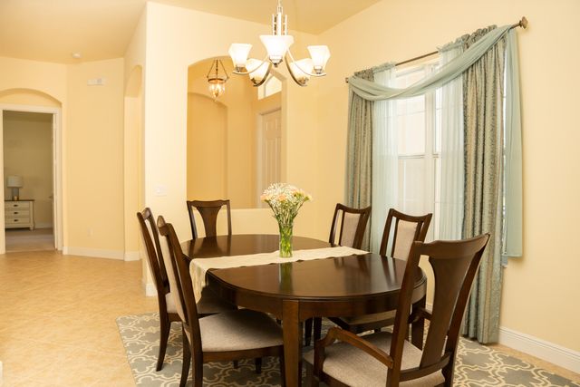 1080 Southlakes Way SW, Vero Beach, FL 32968