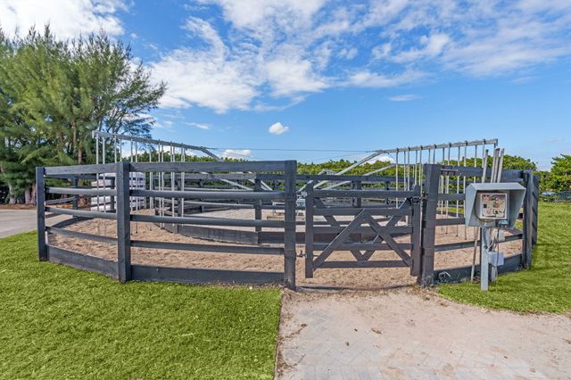 13155 Southfields Road, Wellington, FL 33414