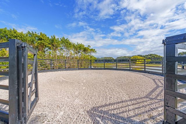 13155 Southfields Road, Wellington, FL 33414