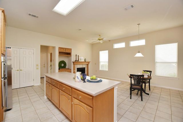 108 High Trail DR, Georgetown, TX 78633