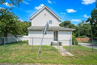 25 William Street, Central Islip, NY 11722