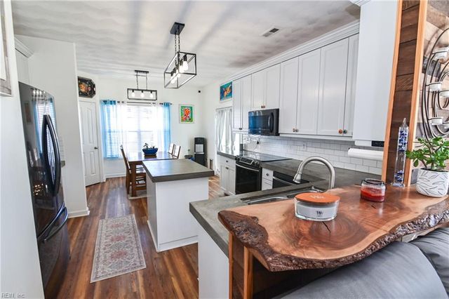 833 Cabrini PL, Virginia Beach, VA 23464