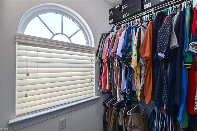 833 Cabrini PL, Virginia Beach, VA 23464