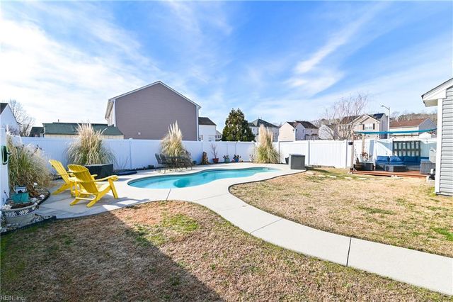 833 Cabrini PL, Virginia Beach, VA 23464