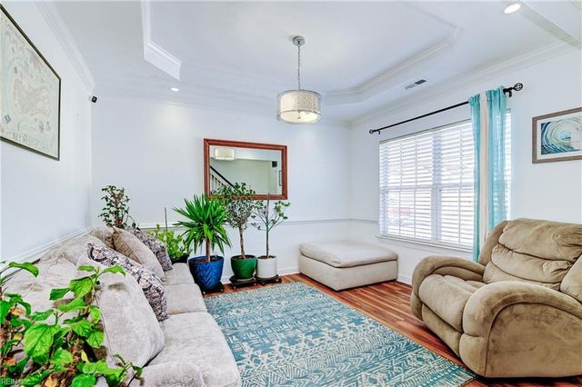 833 Cabrini PL, Virginia Beach, VA 23464