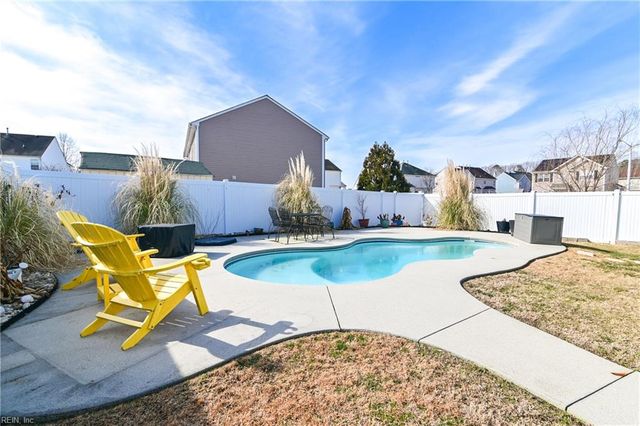 833 Cabrini PL, Virginia Beach, VA 23464