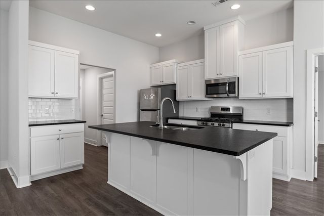 373 W Taverner, Farmington, AR 72730