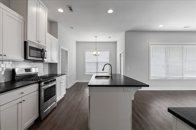 373 W Taverner, Farmington, AR 72730