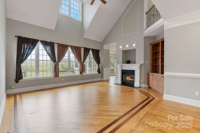 116 Whispering Cove Court, Mooresville, NC 28117