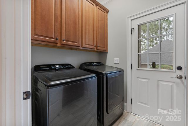 116 Whispering Cove Court, Mooresville, NC 28117