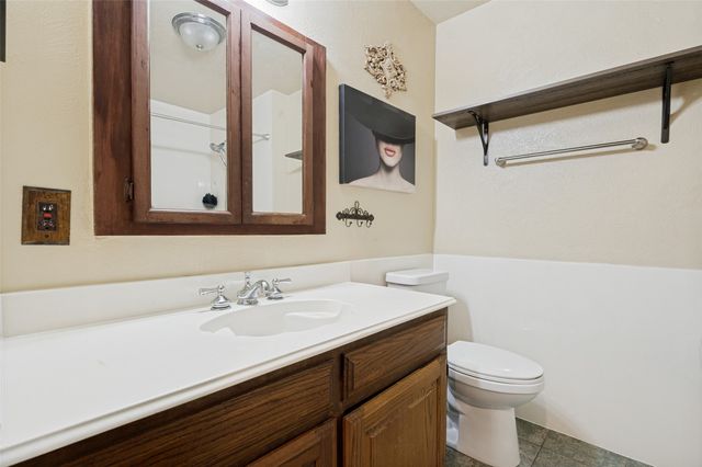 237 Southwood Drive, Lancaster, TX 75146