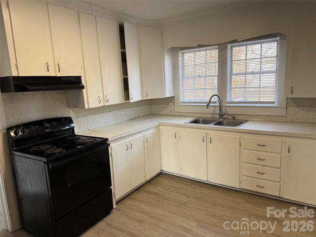 351 Old Centergrove Road, Kannapolis, NC 28083