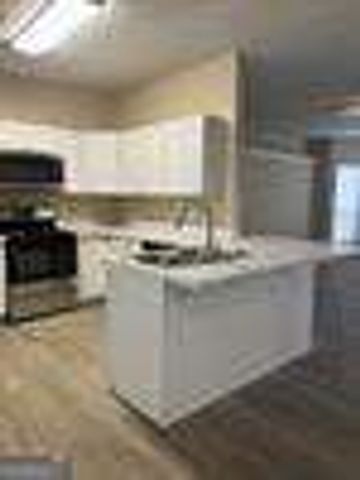 4901 Robinson Square Drive NW, Acworth, GA 30101