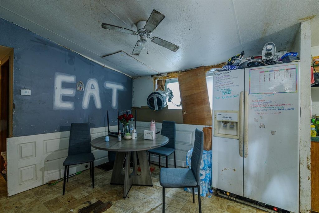 Image 17 of property listing at 521 SE 129TH TERRACE, Silver Springs, FL 34488