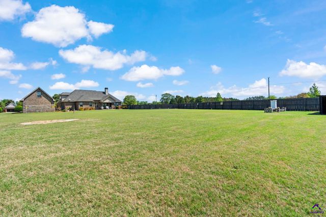 454 Eli Way, Byron, GA 31008