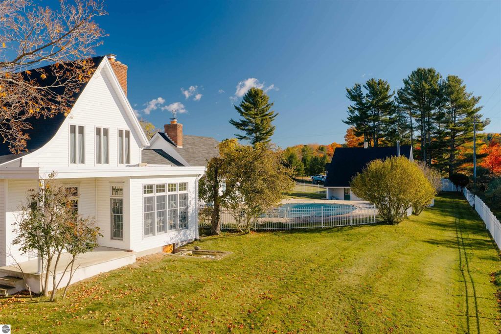 Image 24 of property listing at 11801 S Lacore Road, Empire, MI 49630