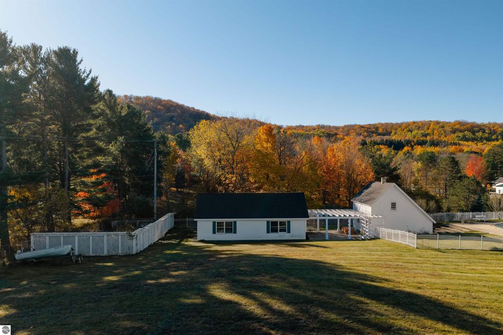 Image 84 of property listing at 11801 S Lacore Road, Empire, MI 49630