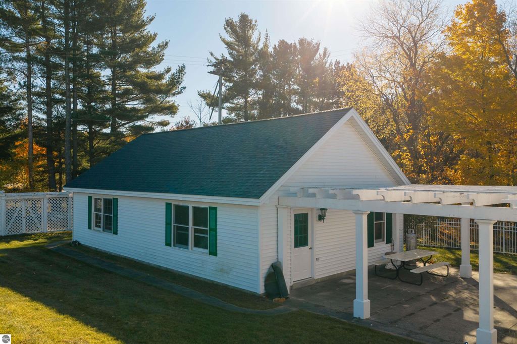 Image 85 of property listing at 11801 S Lacore Road, Empire, MI 49630