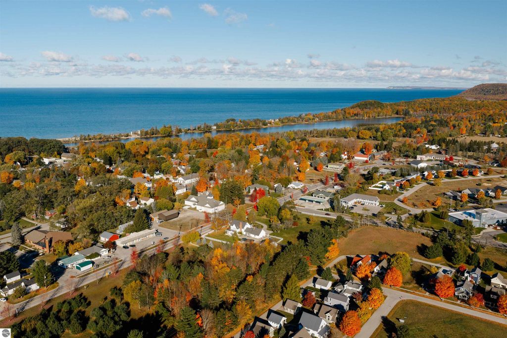 Image 98 of property listing at 11801 S Lacore Road, Empire, MI 49630