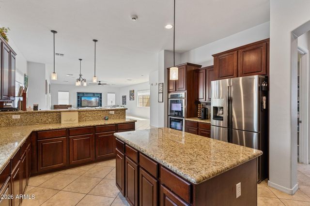 2894 E JANELLE Way, Gilbert, AZ 85298