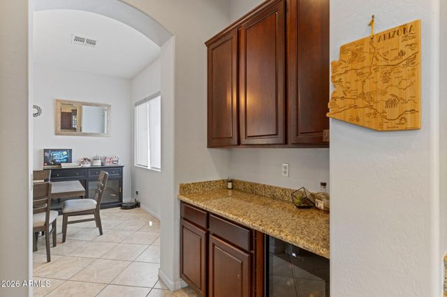 2894 E JANELLE Way, Gilbert, AZ 85298