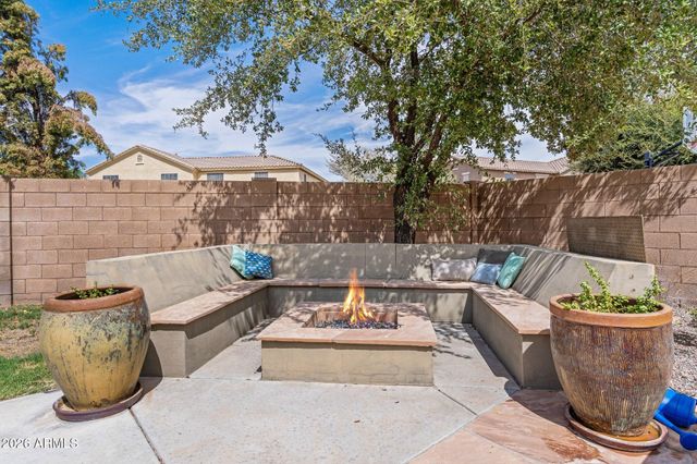 2894 E JANELLE Way, Gilbert, AZ 85298