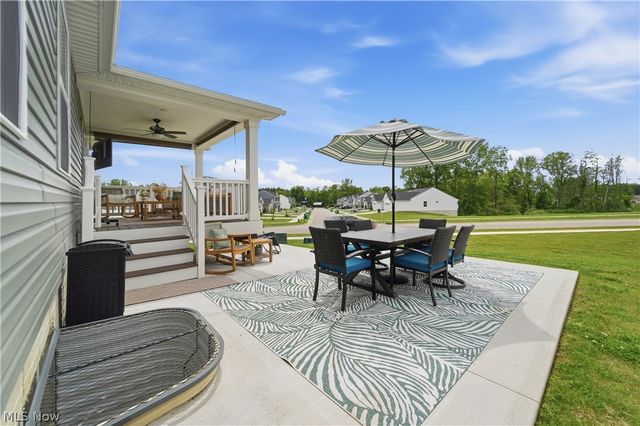 1082 Bookman Avenue, Akron, OH 44312