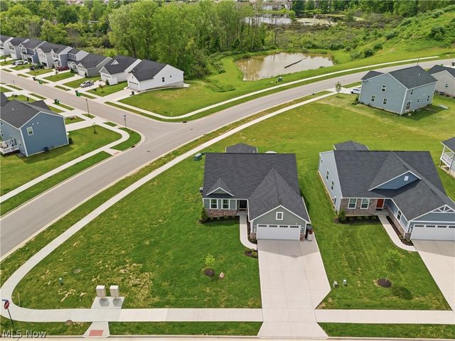 1082 Bookman Avenue, Akron, OH 44312
