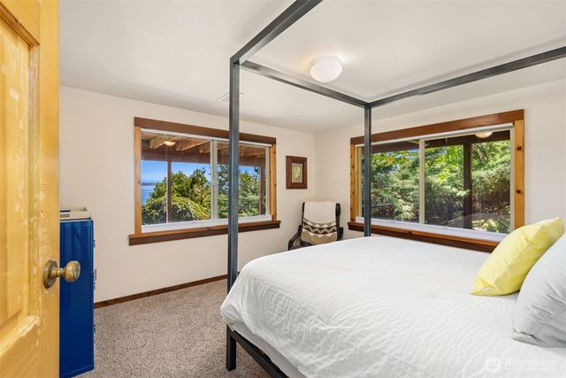 19116 Angeline Avenue NE, Suquamish, WA 98392