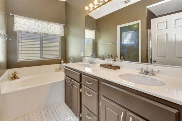 2977 Watermount, Riverside, CA 92501