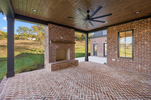9204 Horton Hwy, College Grove, TN 37046