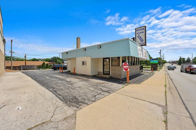 2923 Chicago Road, South Chicago Heights, IL 60411