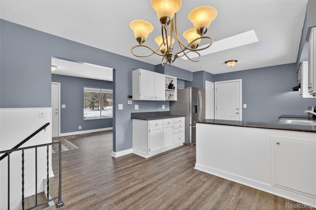 4199 Sheraton Drive, Flint, MI 48532