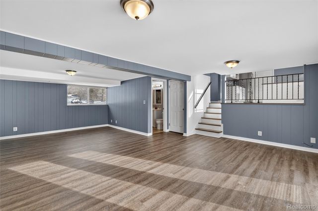 4199 Sheraton Drive, Flint, MI 48532