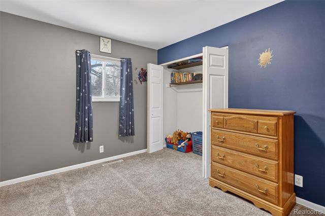 4199 Sheraton Drive, Flint, MI 48532