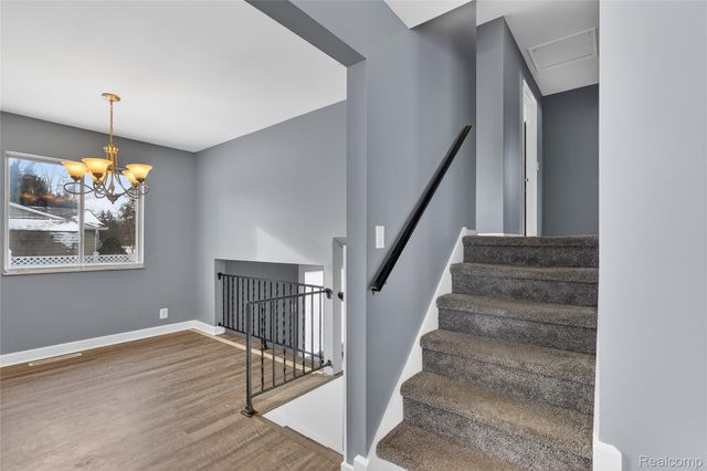 4199 Sheraton Drive, Flint, MI 48532