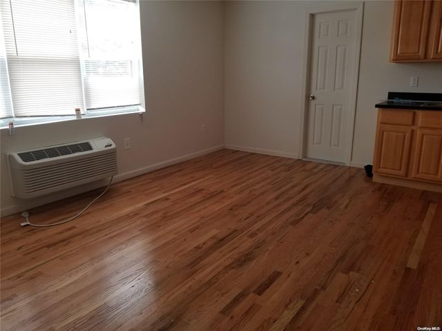 3530 Mickle Avenue, Bronx, NY 10469
