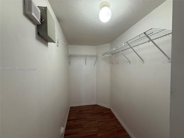 22901 SW 88th Pl 205, Cutler Bay, FL 33190