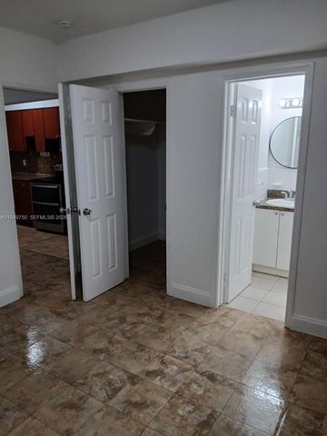 505 NE 82nd St 9, Miami, FL 33138