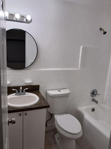 505 NE 82nd St 9, Miami, FL 33138