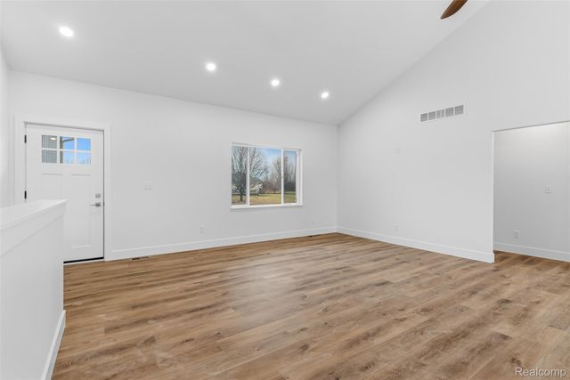 6344 Boulder Drive, Flint Charter Township, MI 48433